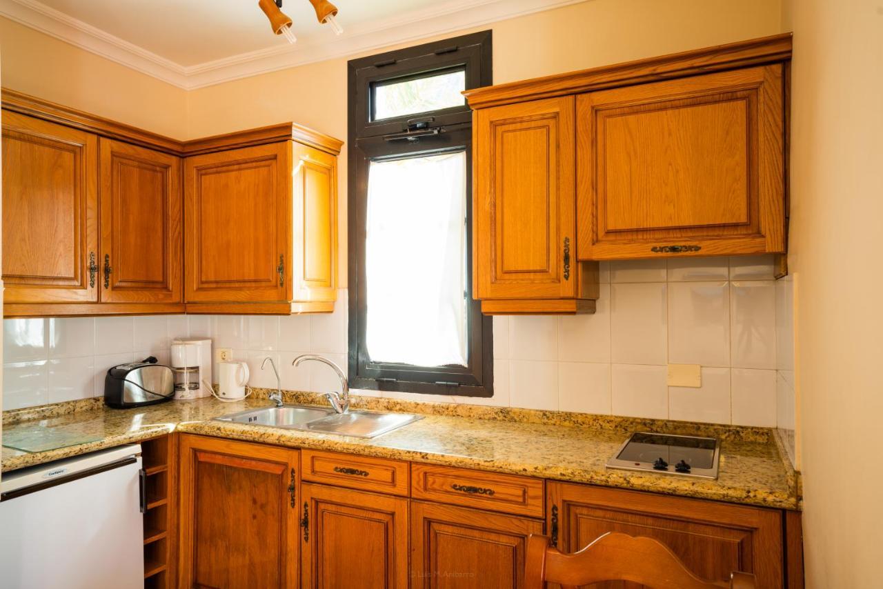 Apartamentos Punta Marina Вале Гран Рей Екстериор снимка