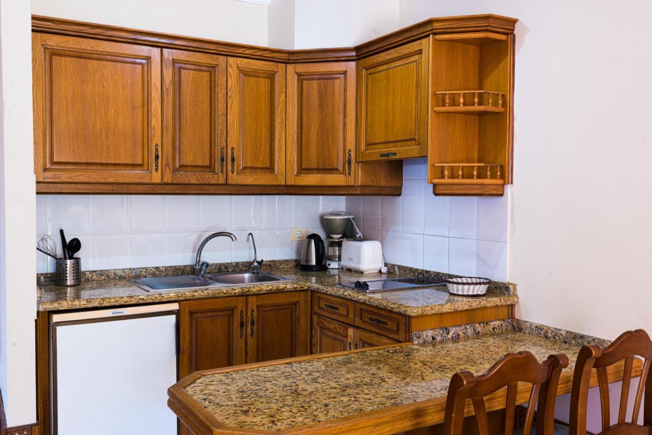 Apartamentos Punta Marina Вале Гран Рей Екстериор снимка