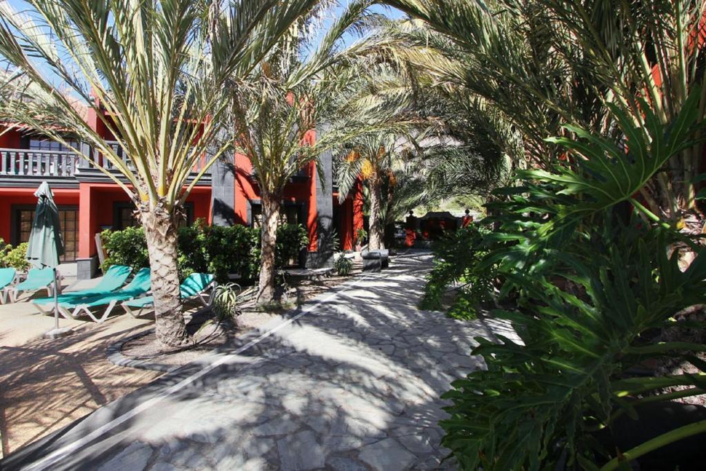 Apartamentos Punta Marina Вале Гран Рей Екстериор снимка